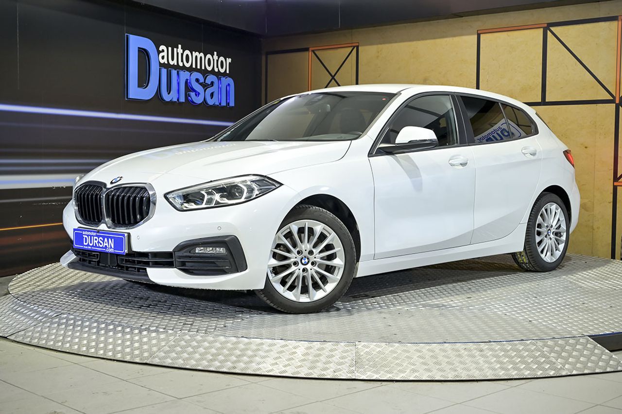 Foto bmw serie 1 2020 /