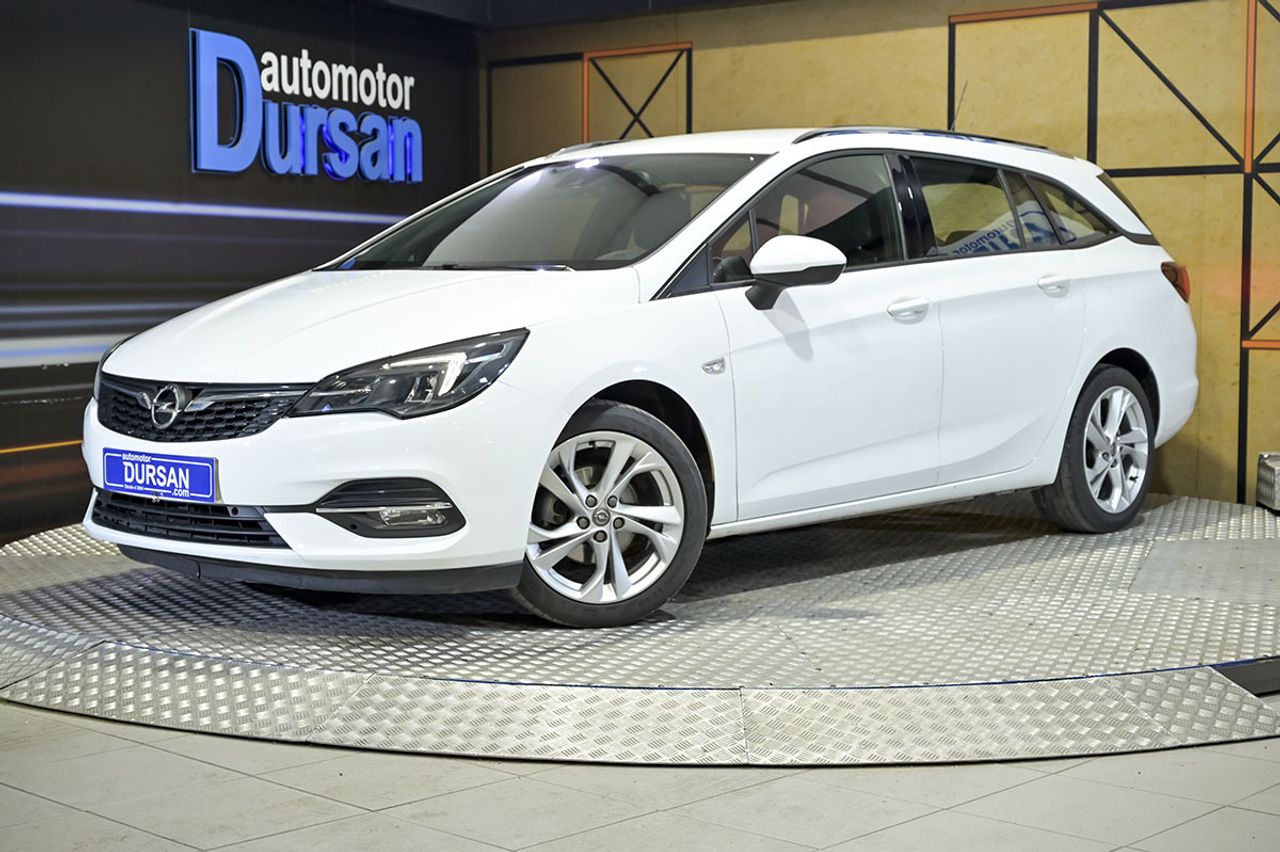 Foto opel astra 2020 /