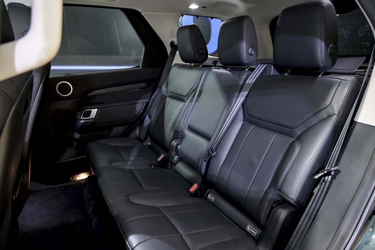 Land-Rover Discovery 2.0 I4 TD4 132kW 180CV HSE Auto - foto 17