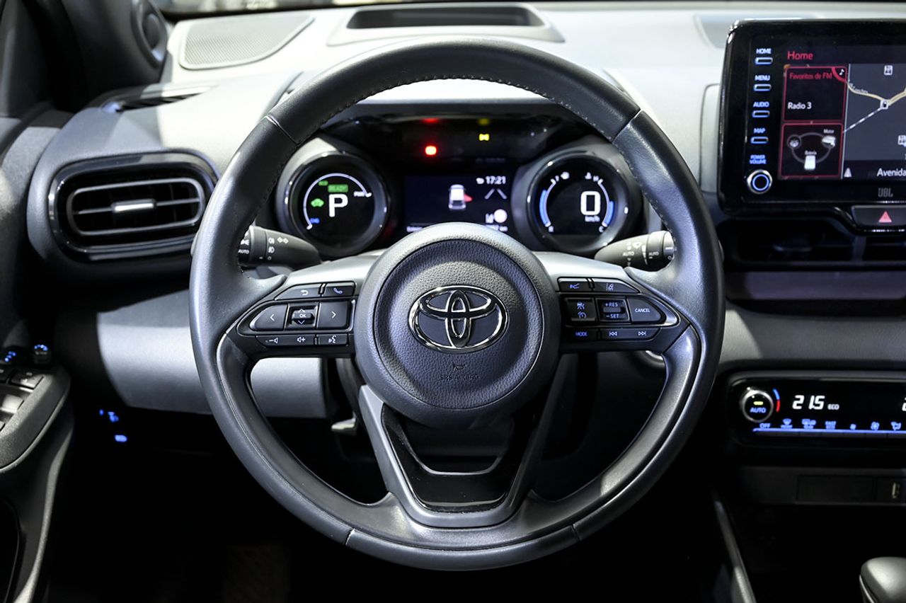Toyota Yaris 1.5 120H Style P. Premier Edition - foto 27