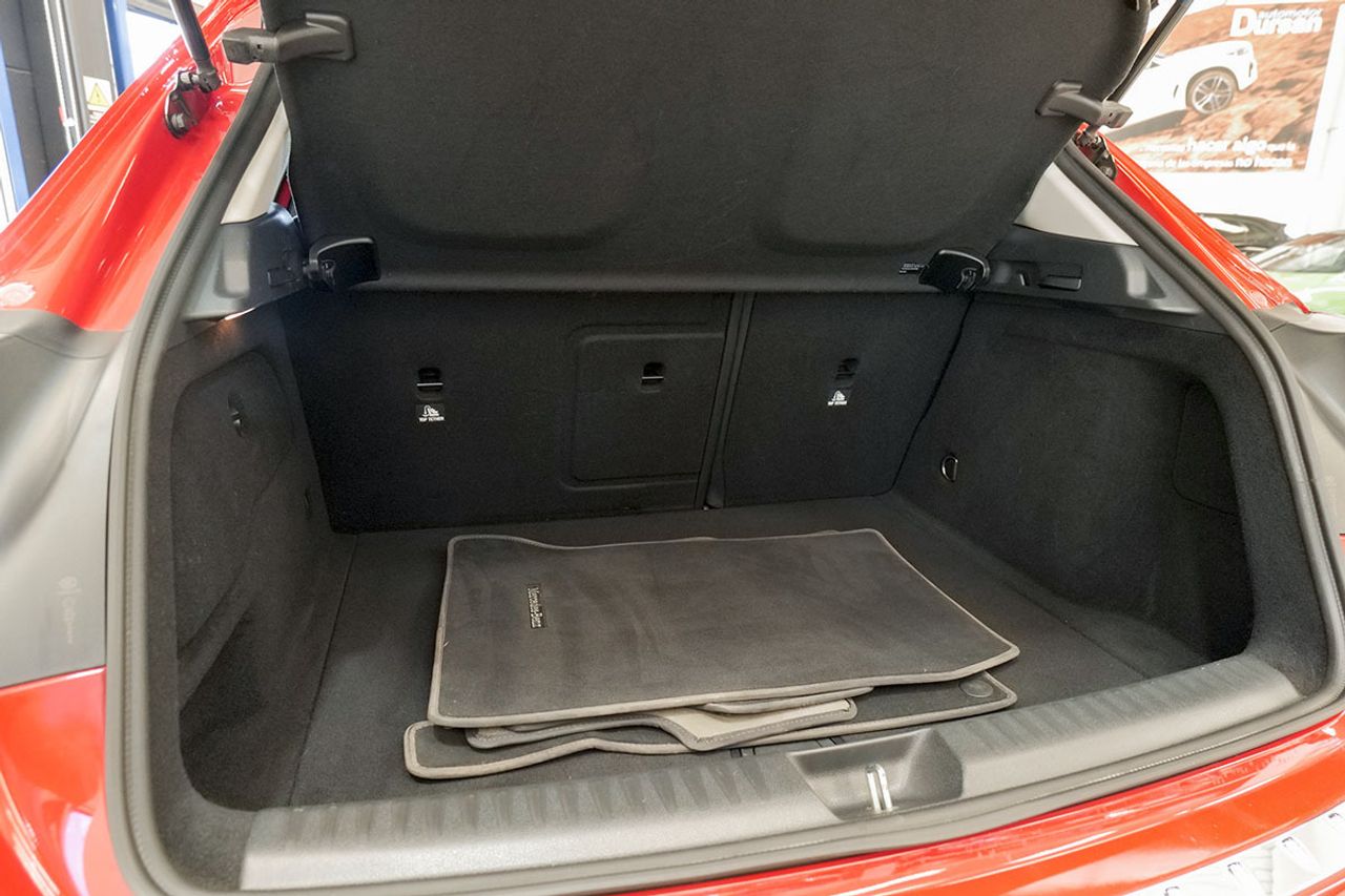 Mercedes GLA MERCEDES-BENZ  GLA 200 d Urban - foto 11