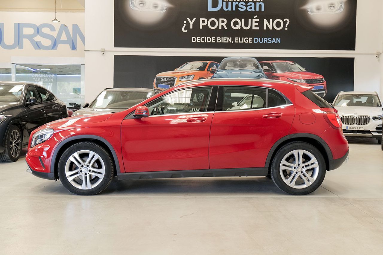 Mercedes GLA MERCEDES-BENZ  GLA 200 d Urban - foto 17