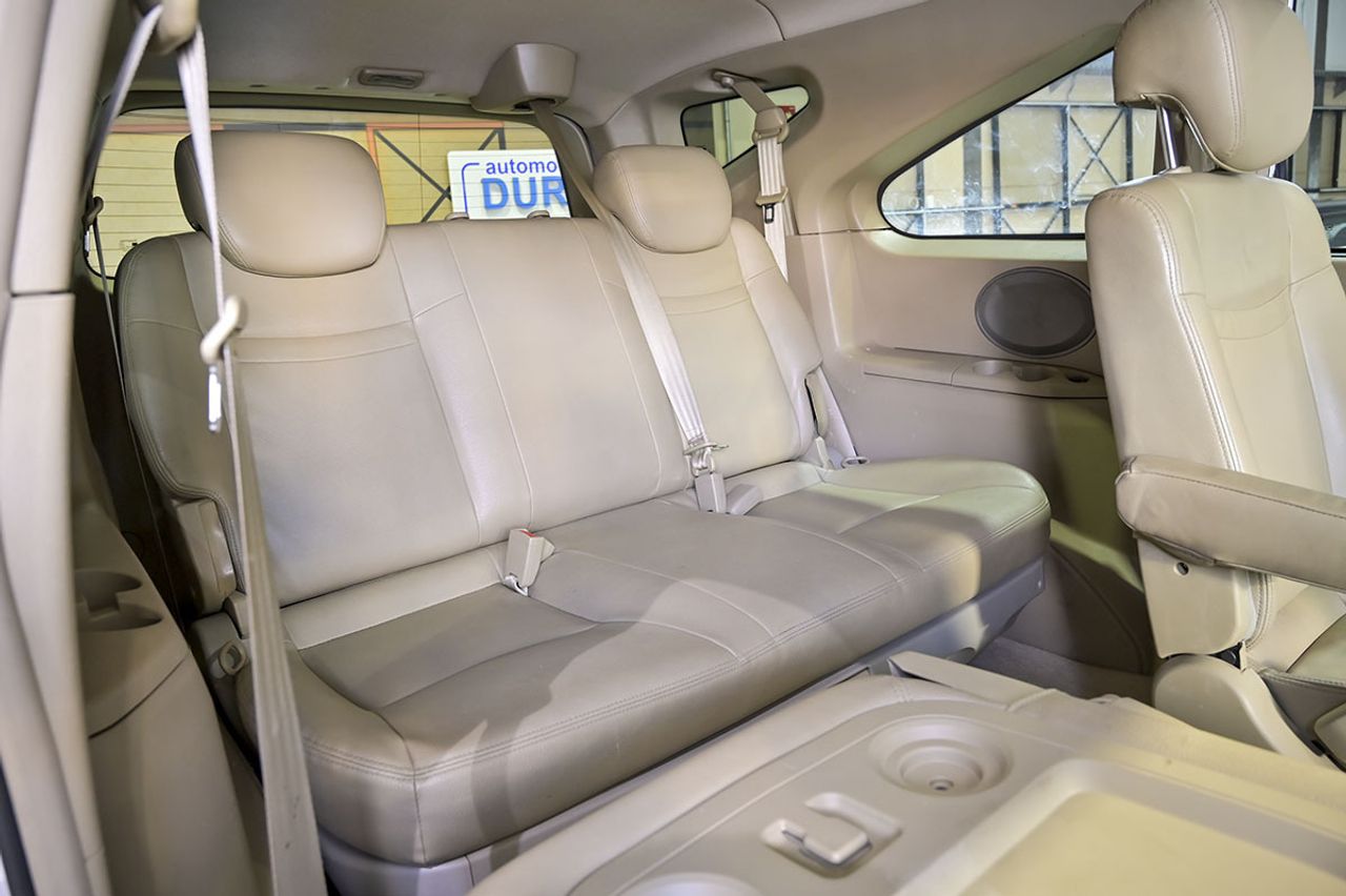 SsangYong Rodius 270Xdi Limited - foto 18