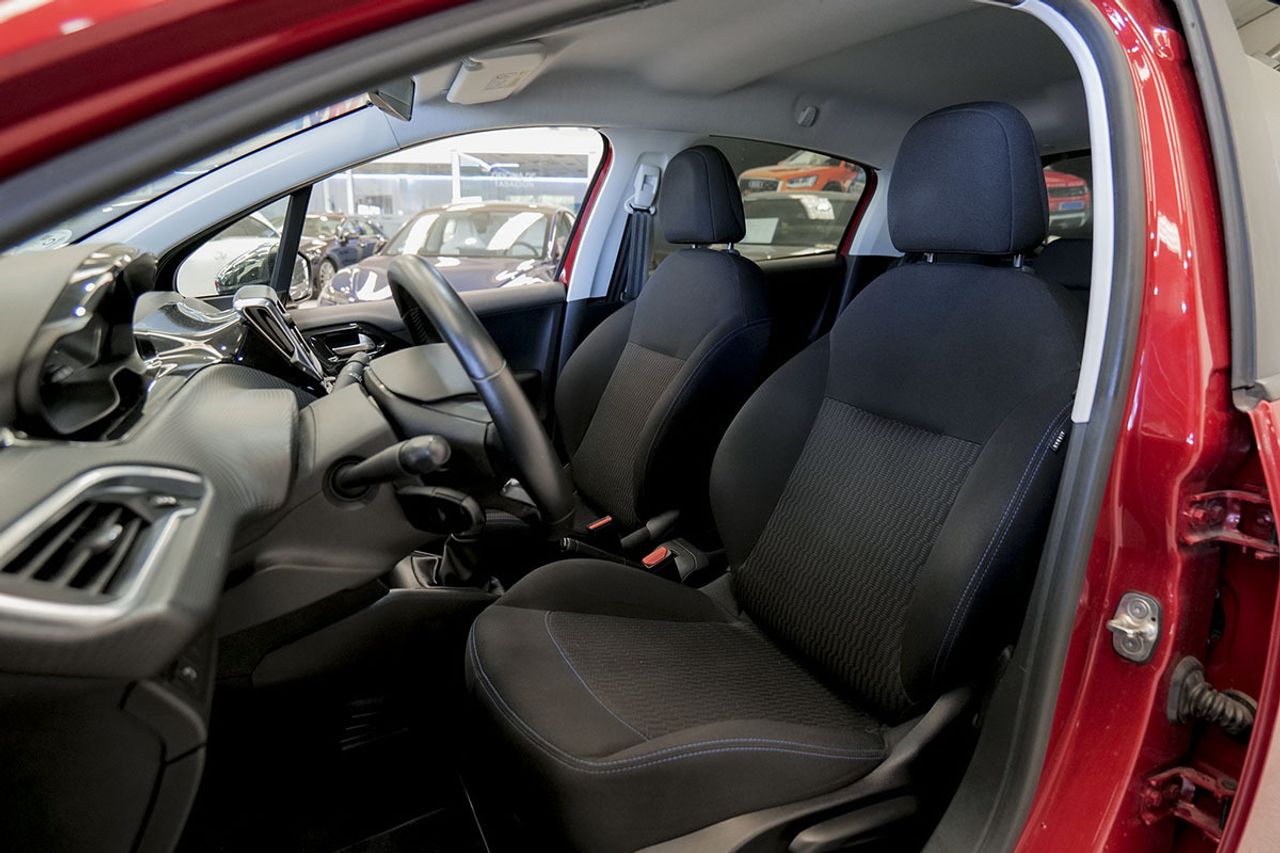 Peugeot 208 5P STYLE 1.6 BlueHDi 73KW 100CV - foto 22