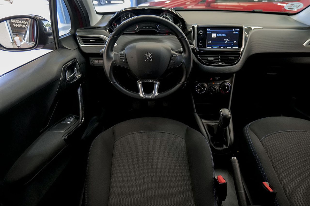 Peugeot 208 5P STYLE 1.6 BlueHDi 73KW 100CV - foto 31