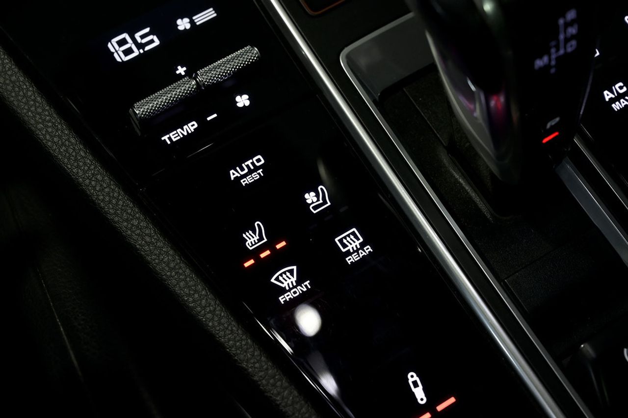 Porsche Cayenne EHybrid - foto 33