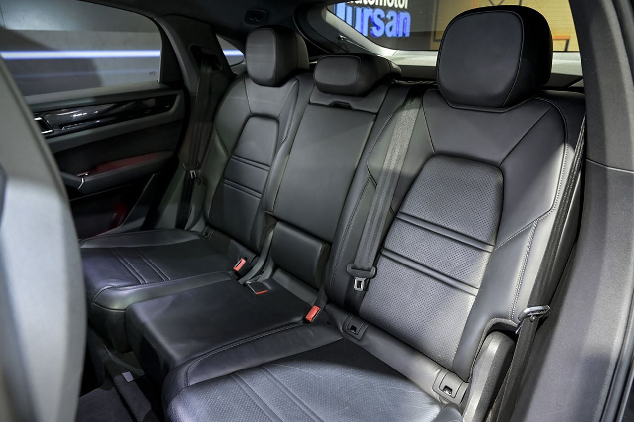 Porsche Cayenne EHybrid - foto 16