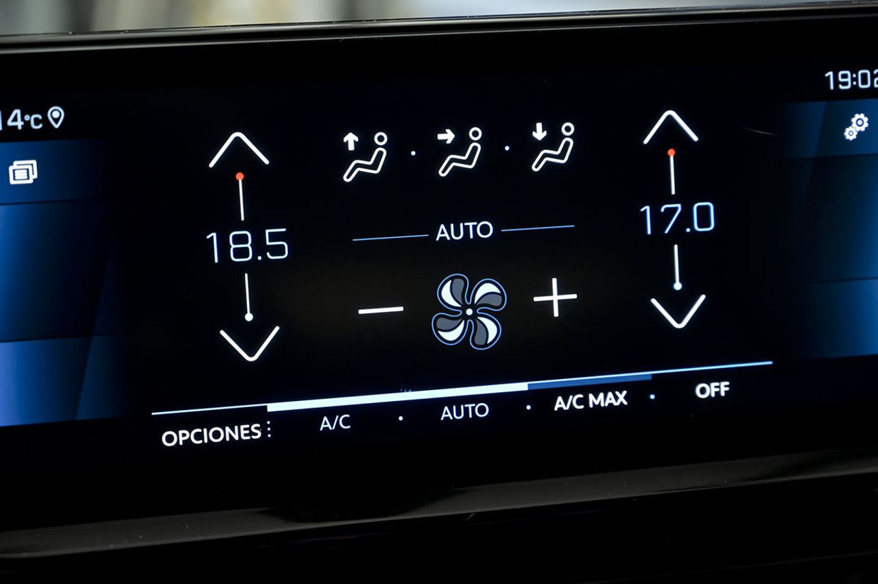 Peugeot 3008 1.5 BlueHDi 96kW SS GT EAT8 - foto 31