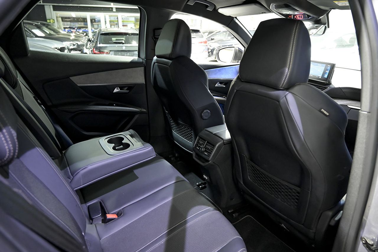 Peugeot 3008 1.5 BlueHDi 96kW SS GT EAT8 - foto 15