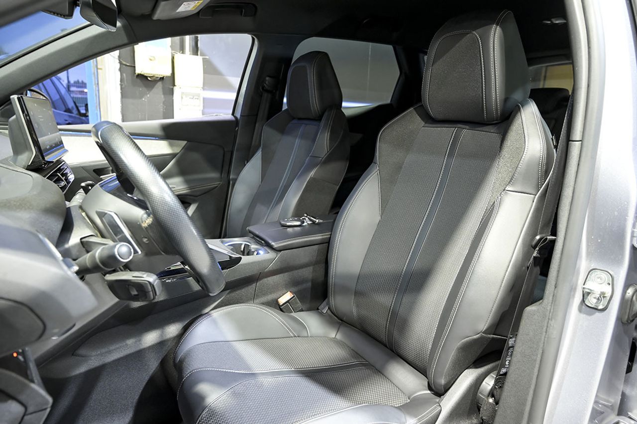 Peugeot 3008 1.5 BlueHDi 96kW SS GT EAT8 - foto 24