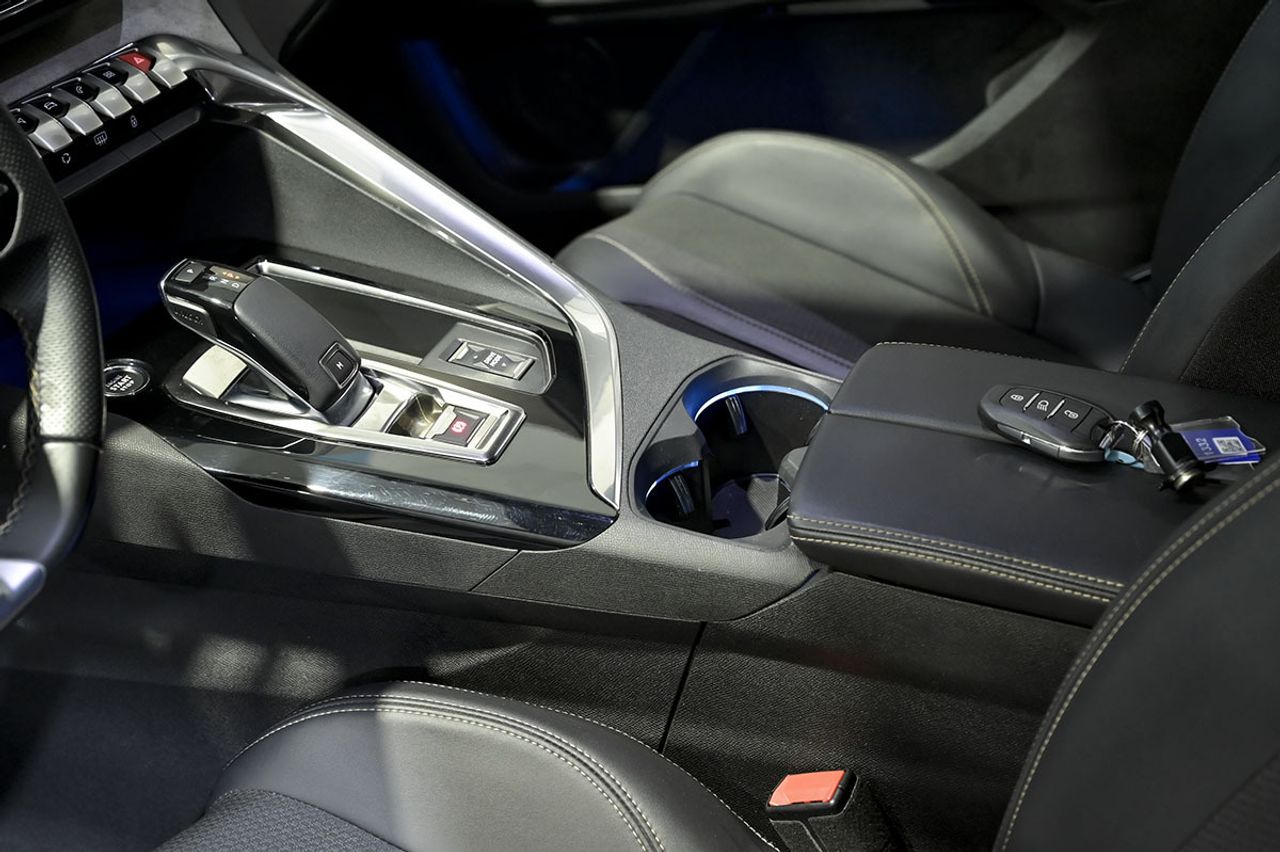 Peugeot 3008 1.5 BlueHDi 96kW SS GT EAT8 - foto 34