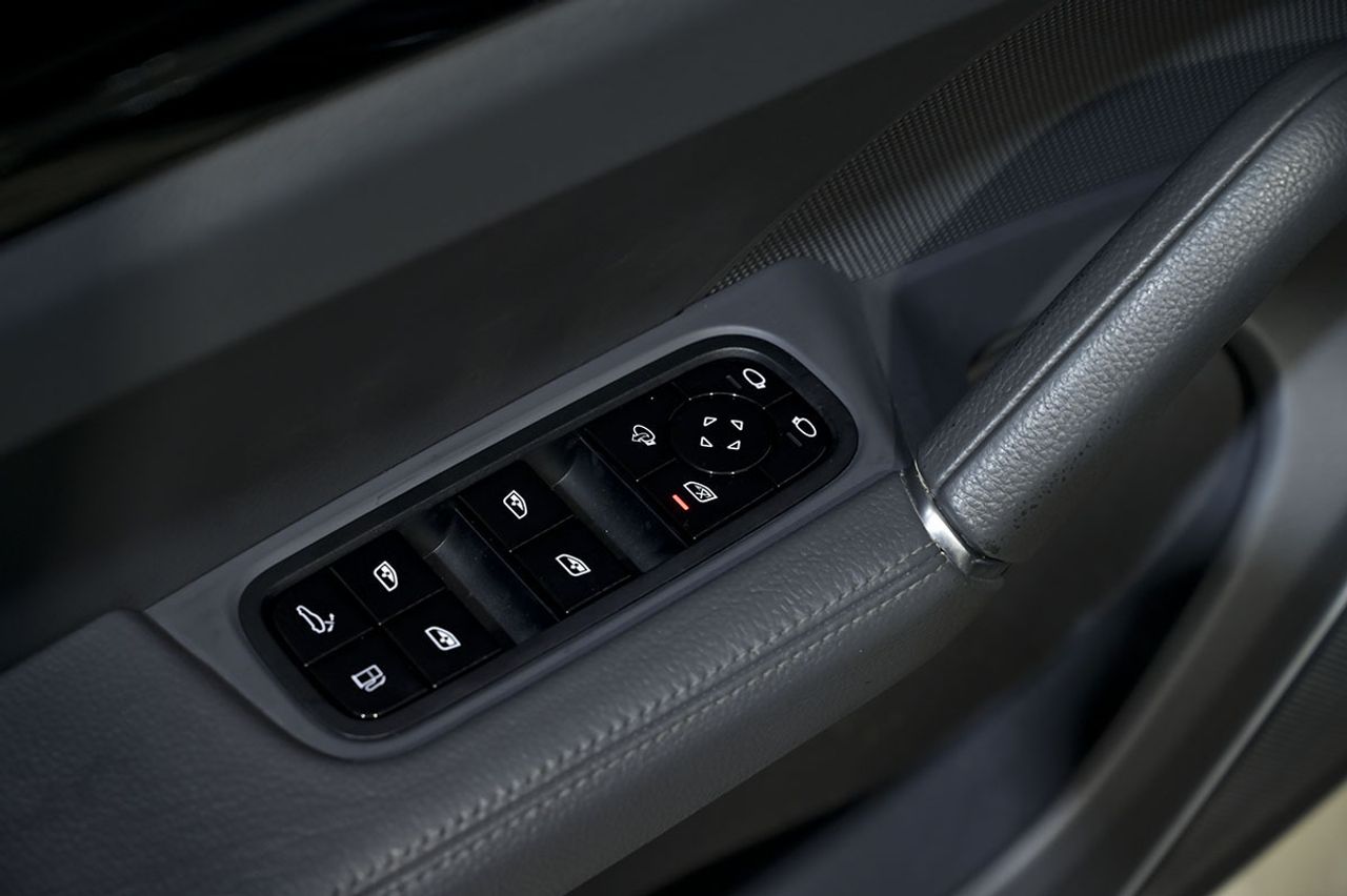 Porsche Cayenne EHybrid - foto 38