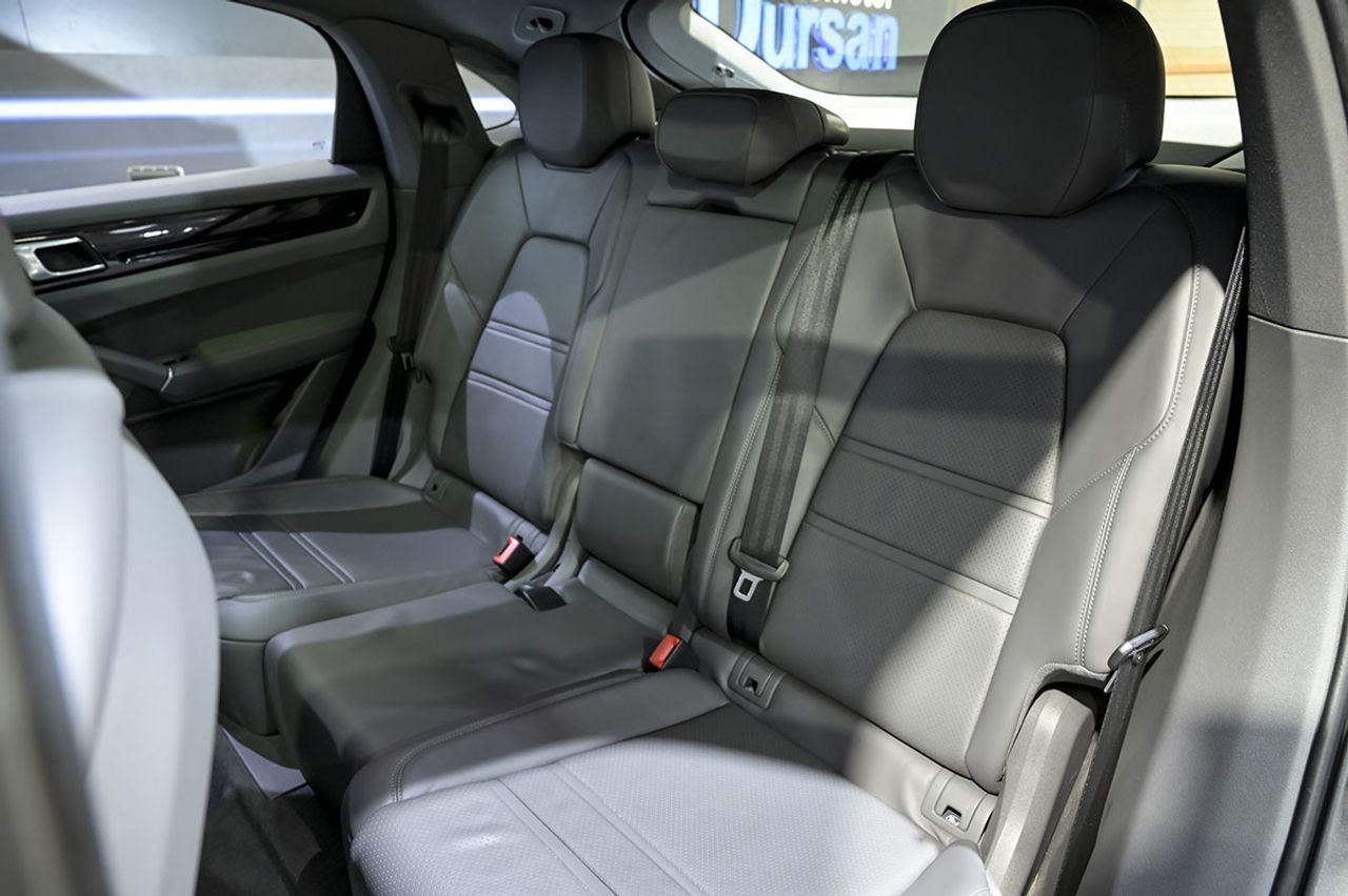 Porsche Cayenne EHybrid - foto 16