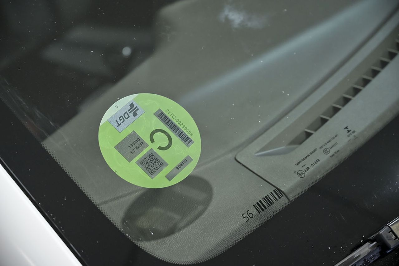 Peugeot 208 BlueHDi 73kW 100CV Allure - foto 25