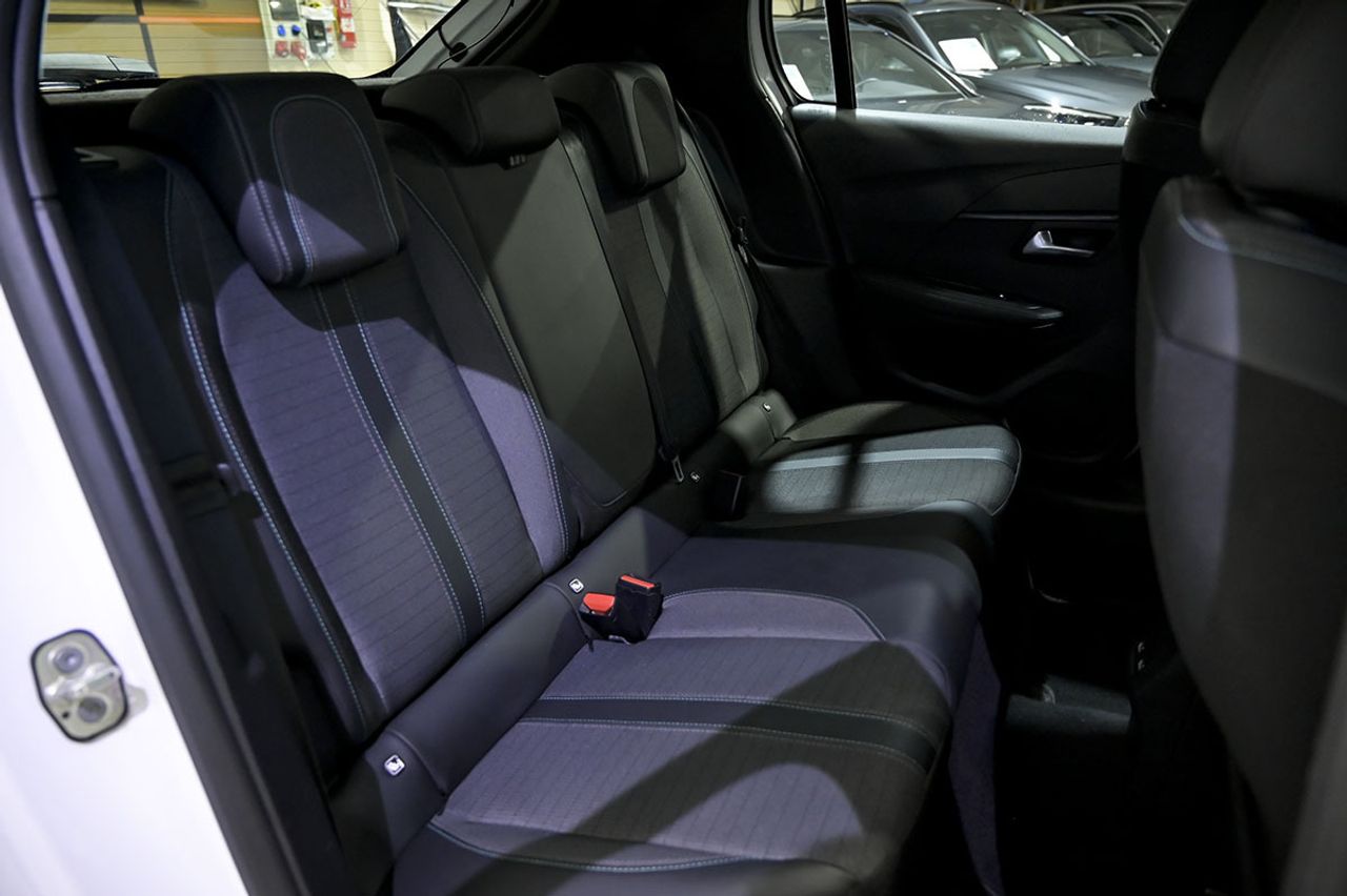 Peugeot 208 BlueHDi 73kW 100CV Allure - foto 27