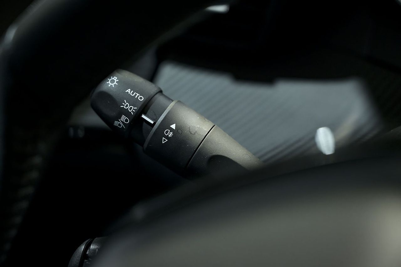 Peugeot 208 BlueHDi 73kW 100CV Allure - foto 31