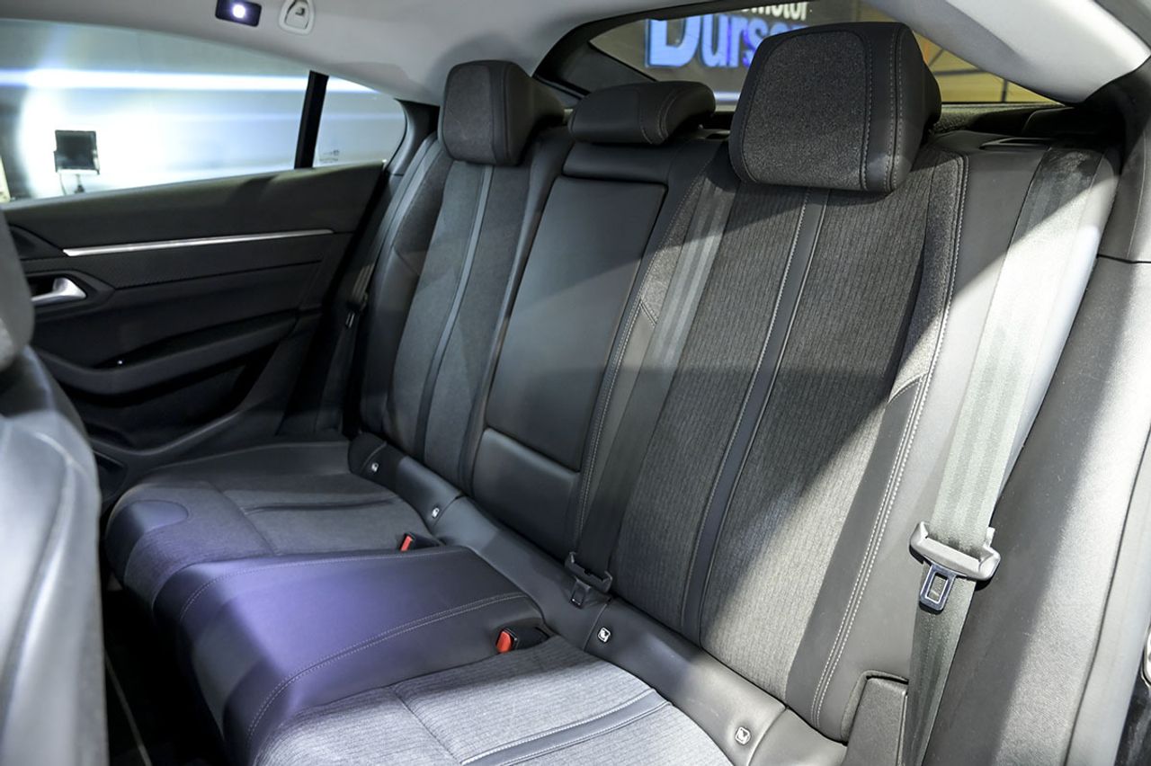 Peugeot 508 5P Allure BlueHDi 130 SS EAT8 - foto 11