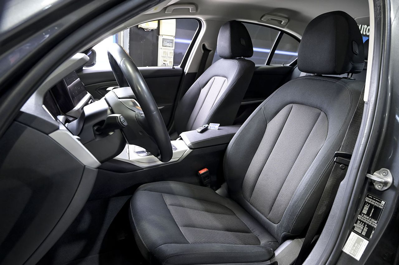 BMW Serie 3 320d Auto. - foto 24