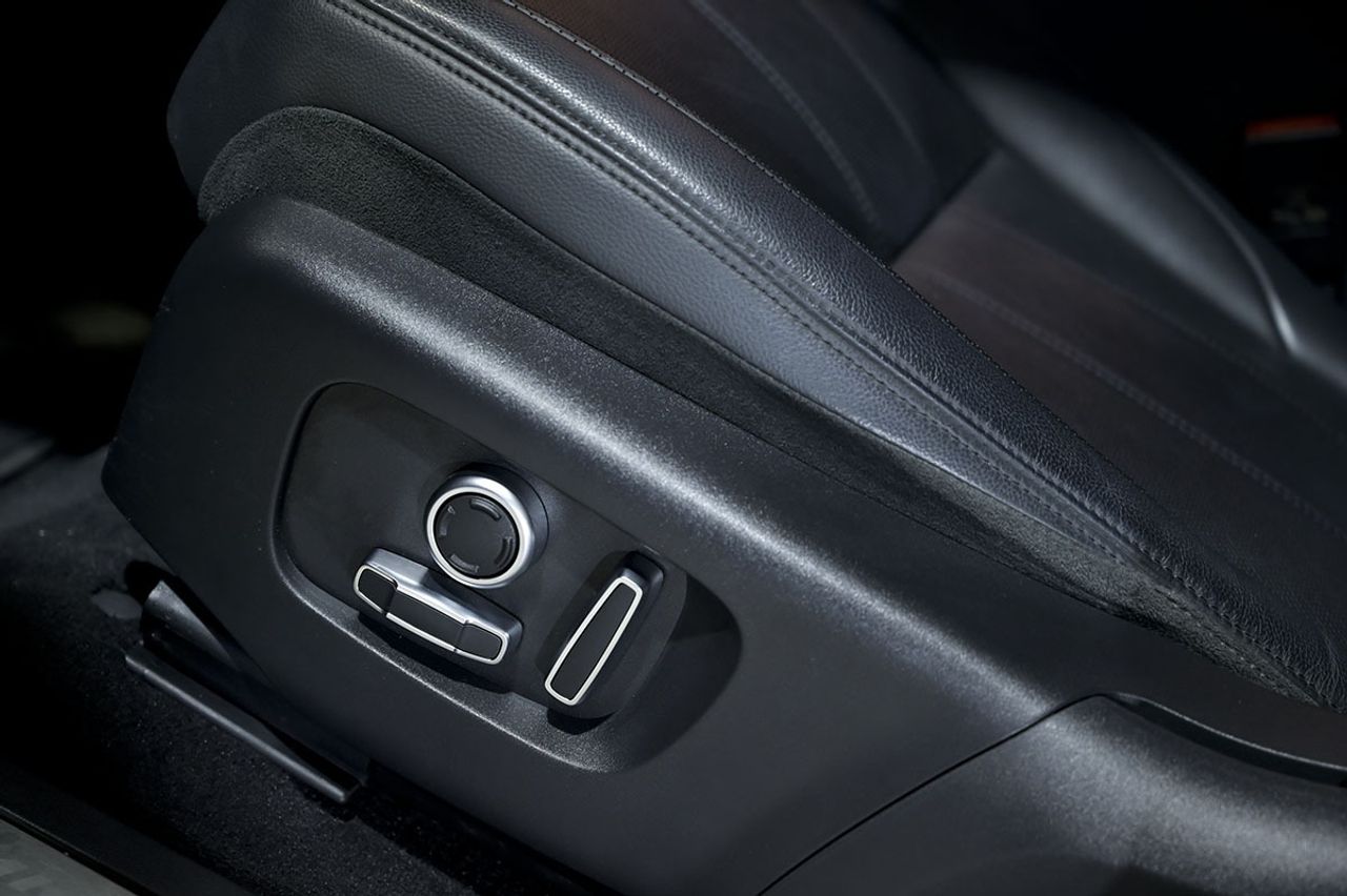 Land-Rover Range Rover Evoque 2.0 P250 RDynamic S AUTO 4WD M - foto 23