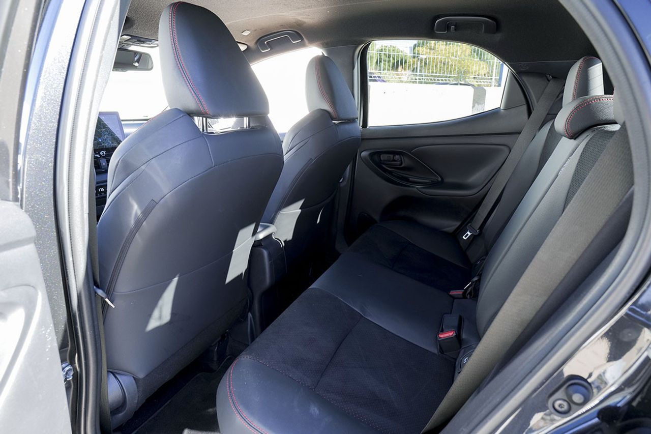 Toyota Yaris 202 - foto 14