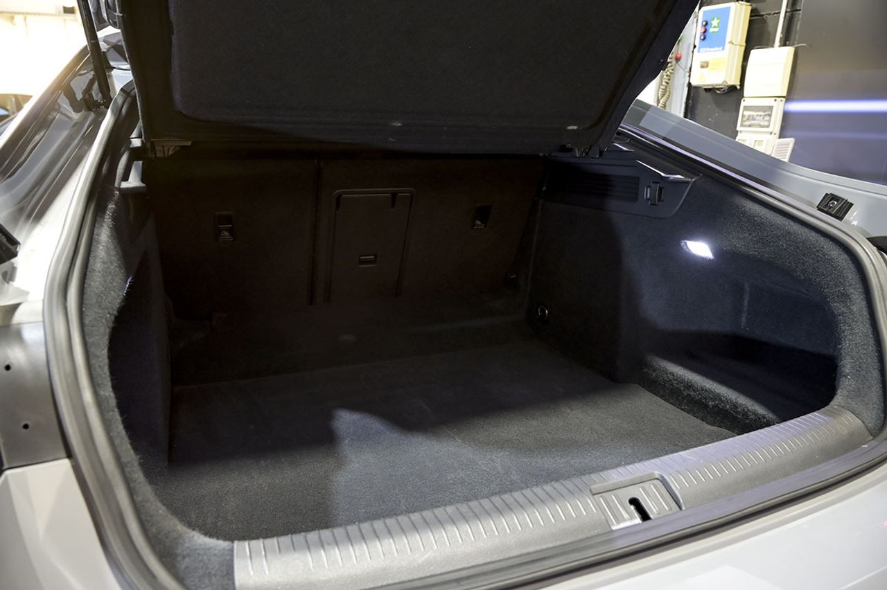 Volkswagen Arteon RLine 2.0 TDI 110kW 150CV DSG - foto 12