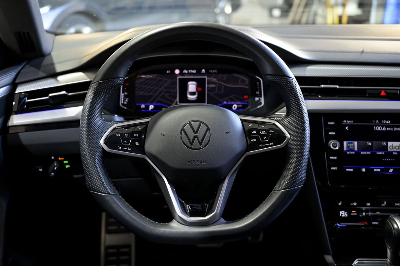 Volkswagen Arteon RLine 2.0 TDI 110kW 150CV DSG - foto 27