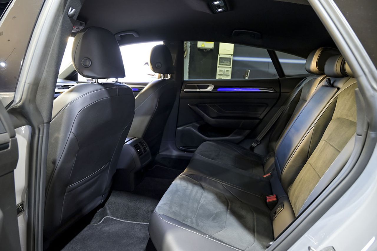 Volkswagen Arteon RLine 2.0 TDI 110kW 150CV DSG - foto 15