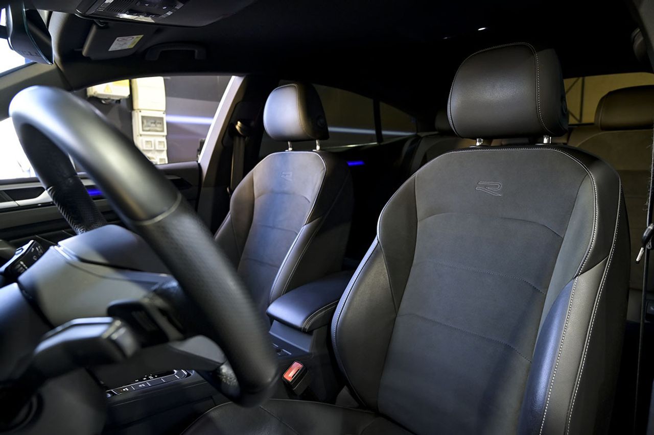 Volkswagen Arteon RLine 2.0 TDI 110kW 150CV DSG - foto 24