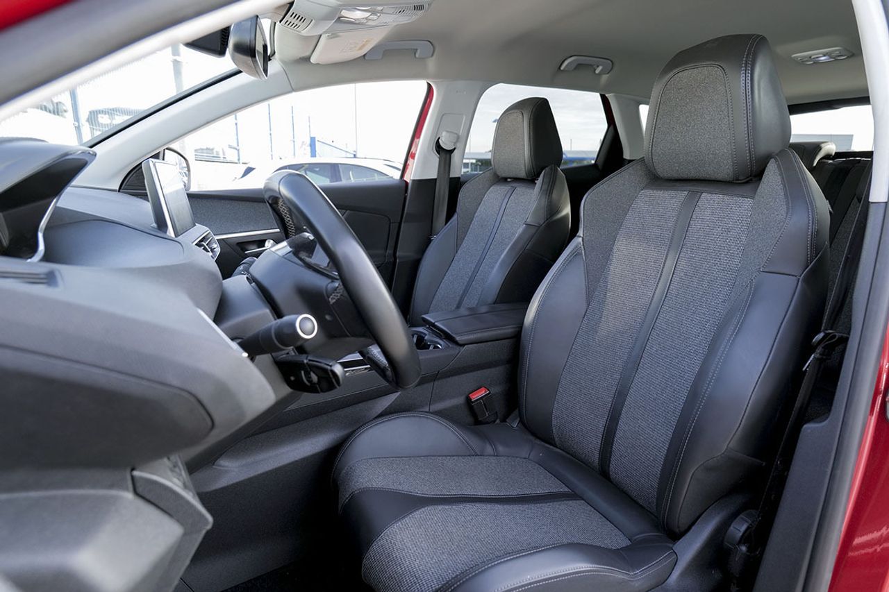 Peugeot 3008 1.5L BlueHDi 96kW 130CV SS Allure - foto 17