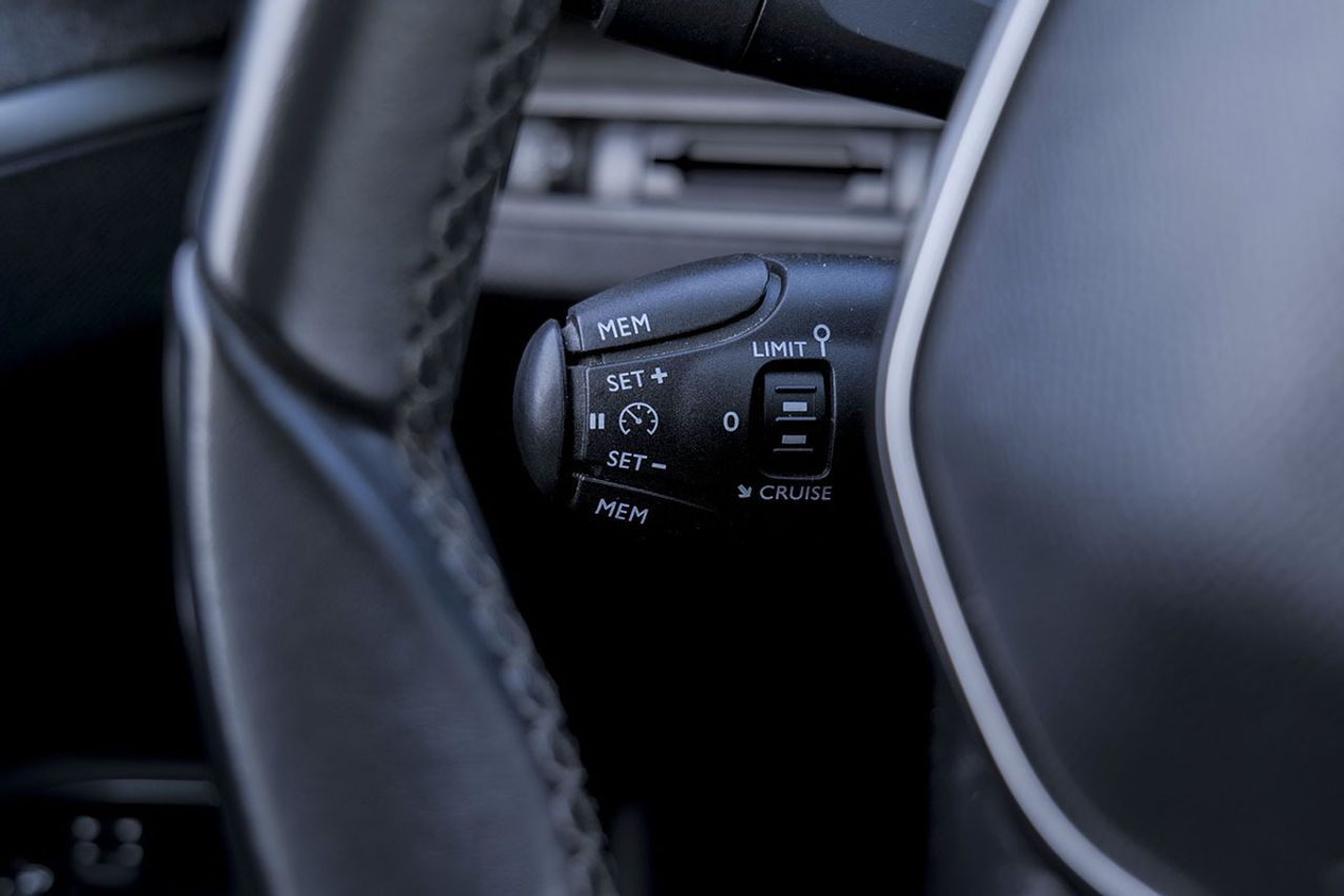 Peugeot 3008 1.5L BlueHDi 96kW 130CV SS Allure - foto 19