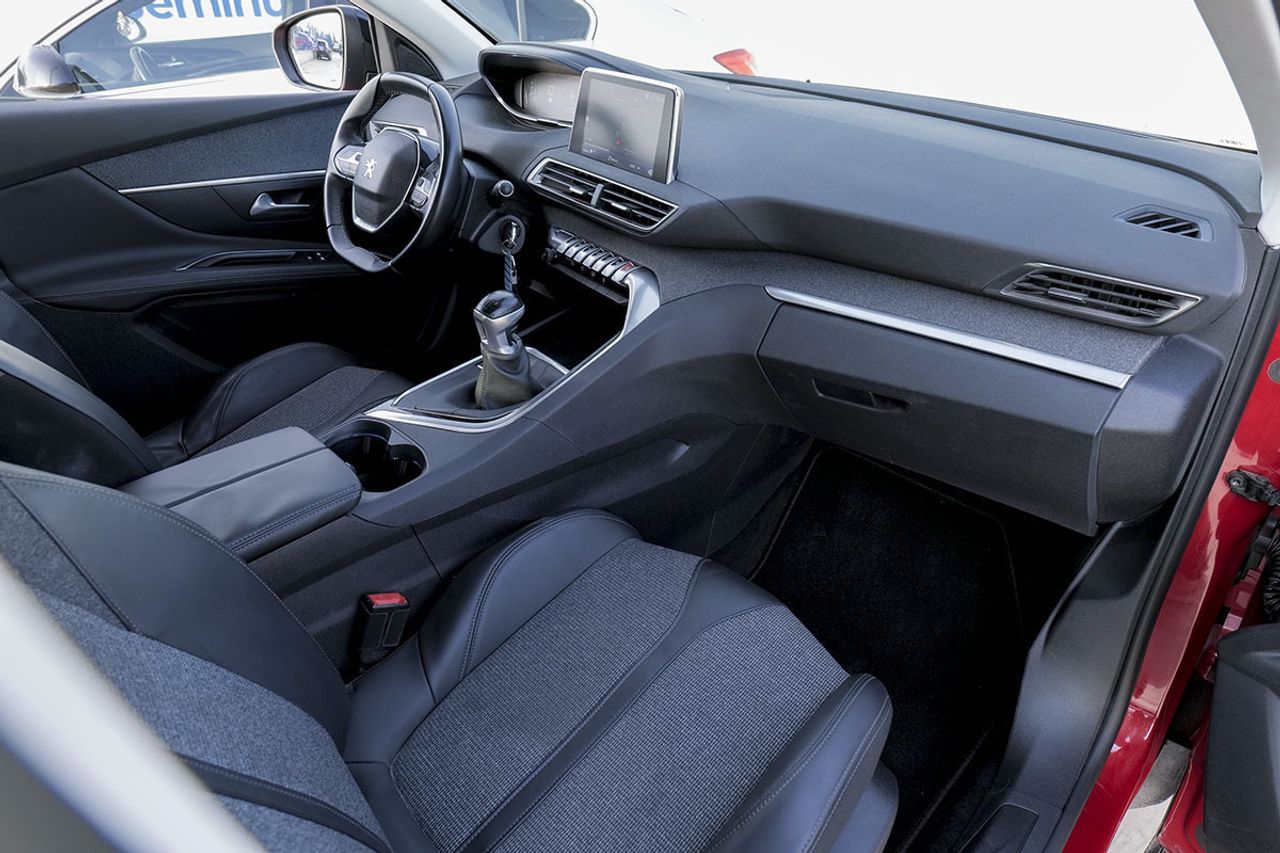 Peugeot 3008 1.5L BlueHDi 96kW 130CV SS Allure - foto 29