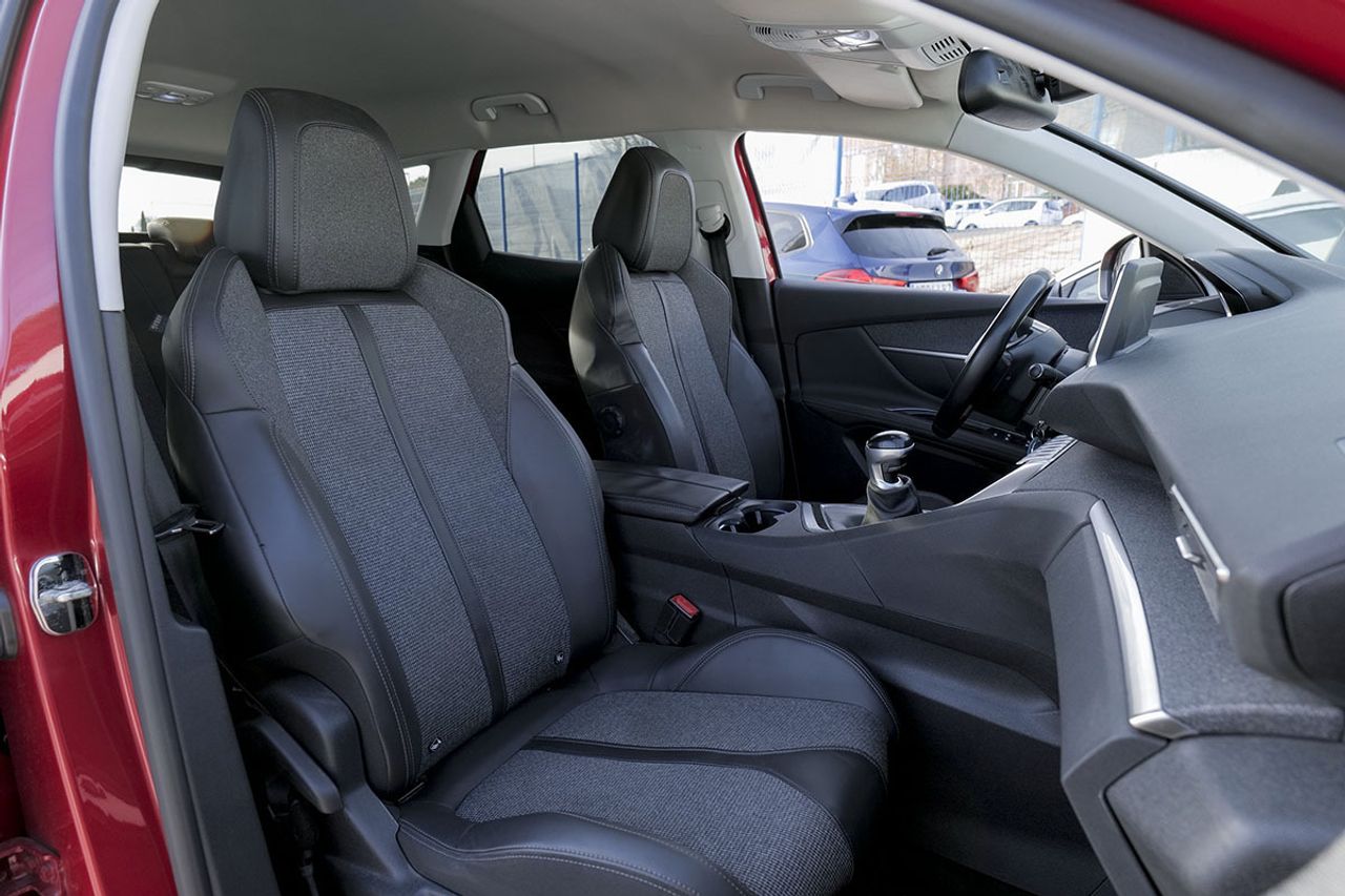 Peugeot 3008 1.5L BlueHDi 96kW 130CV SS Allure - foto 27