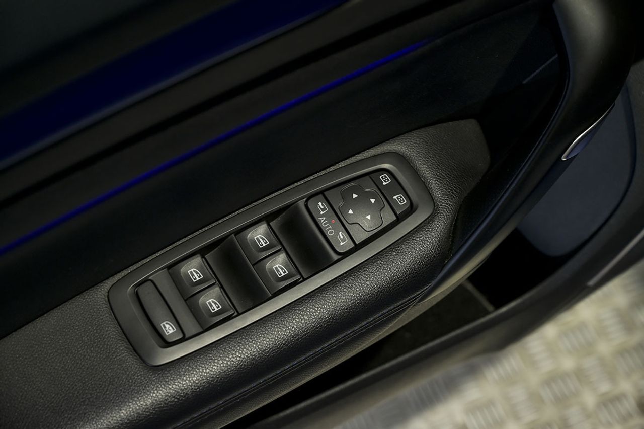 Renault Megane GT Energy TCe 151kW 205CV EDC - foto 23