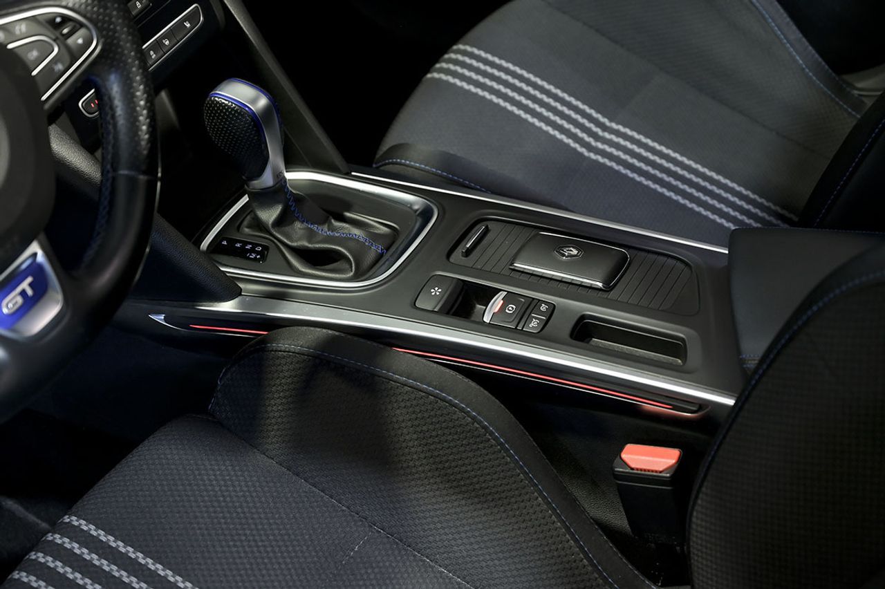 Renault Megane GT Energy TCe 151kW 205CV EDC - foto 30