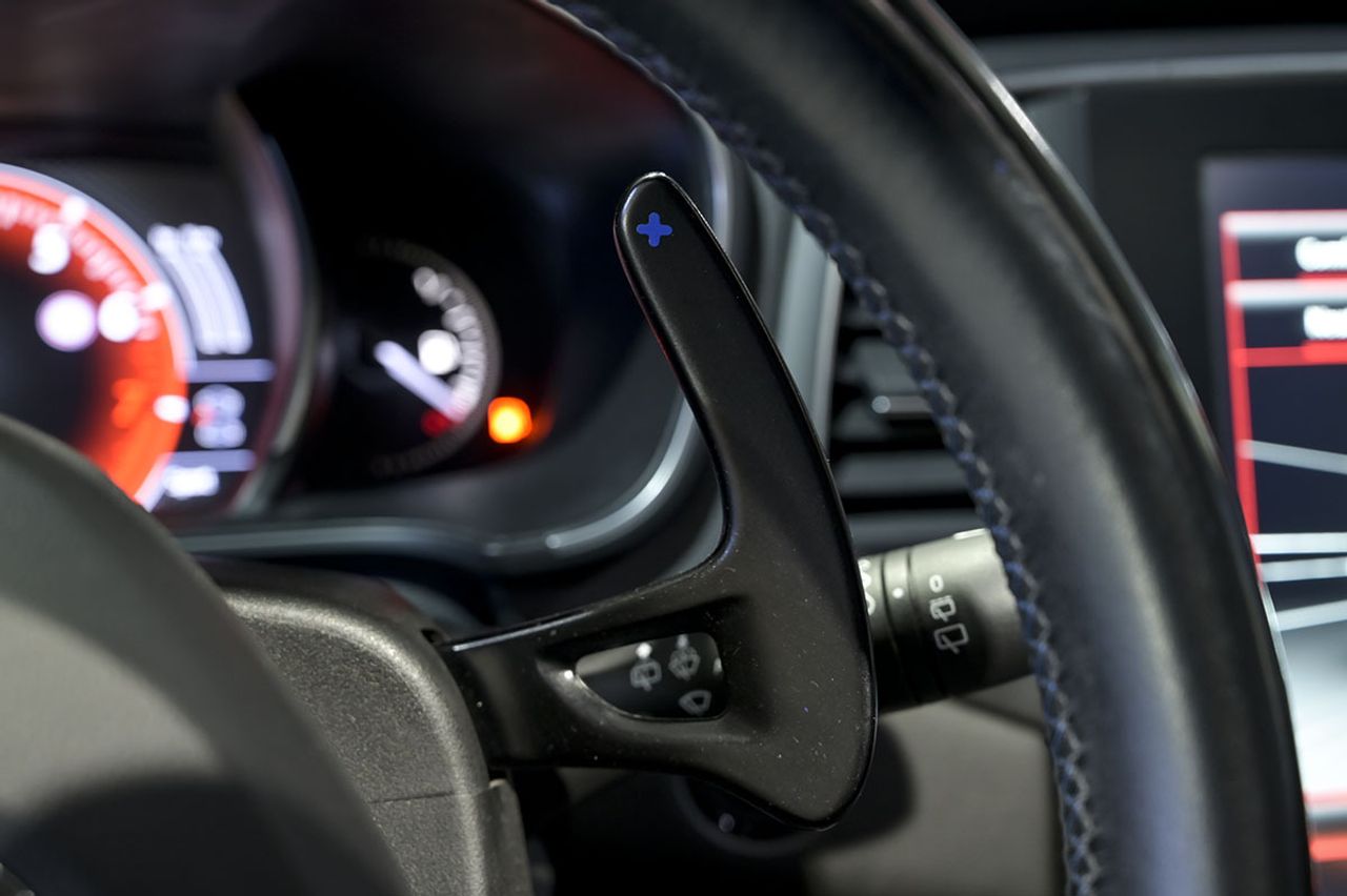 Renault Megane GT Energy TCe 151kW 205CV EDC - foto 34