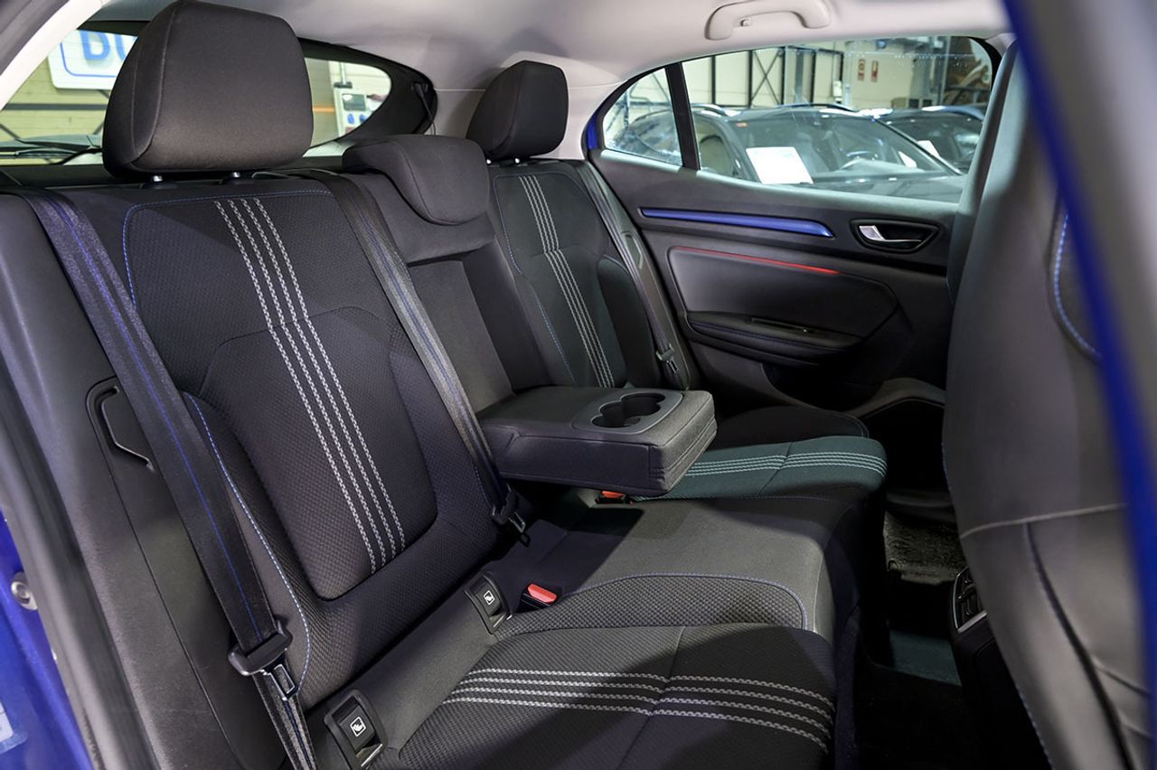 Renault Megane GT Energy TCe 151kW 205CV EDC - foto 18