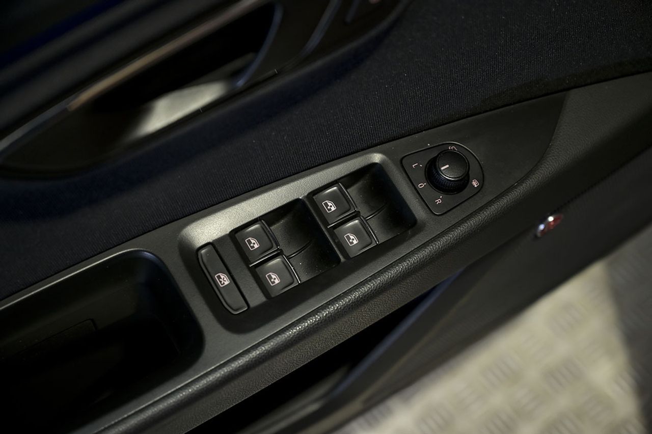 Seat Leon ST 2.0 TDI 110kW 150CV DSG StSp FR - foto 22