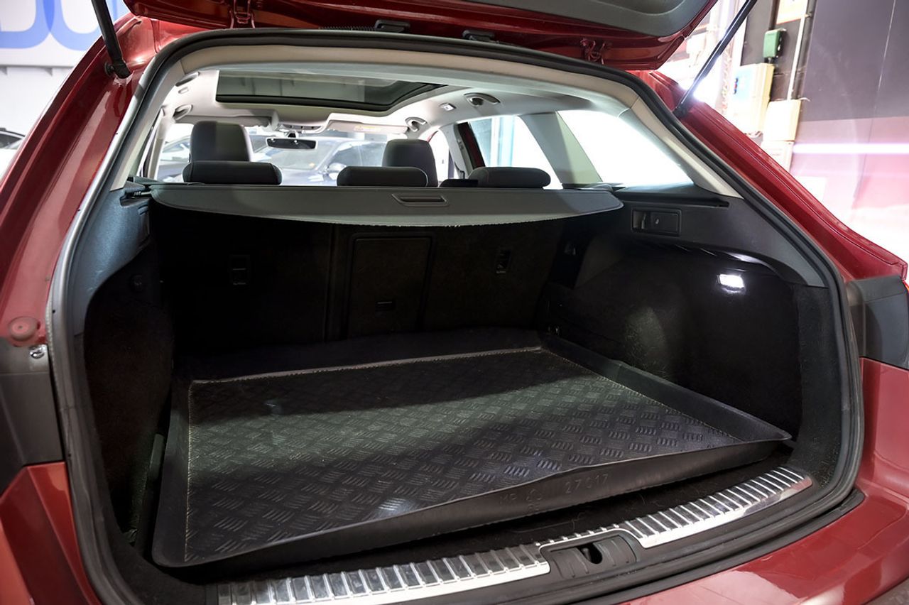 Seat Leon ST 2.0 TDI 110kW 150CV DSG StSp FR - foto 13