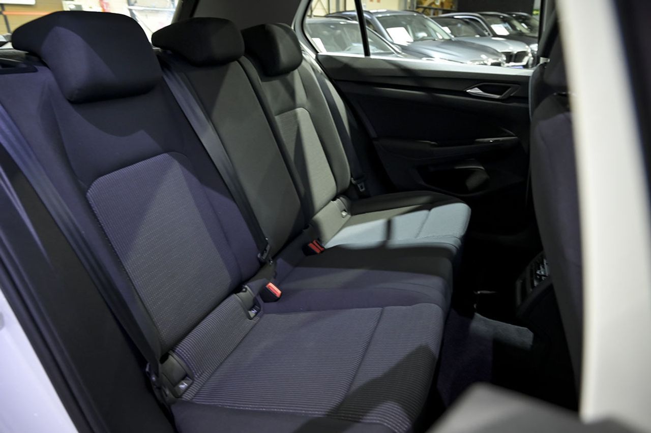 Volkswagen Golf 2.0 TDI 85kW 115CV - foto 22