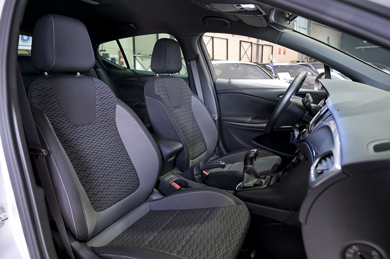 Opel Astra 1.2T SHL 81kW 110CV GS Line - foto 33