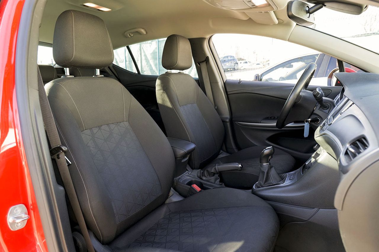 Opel Astra 1.6 CDTi SS 81kW 110CV 120 Aniversari - foto 24