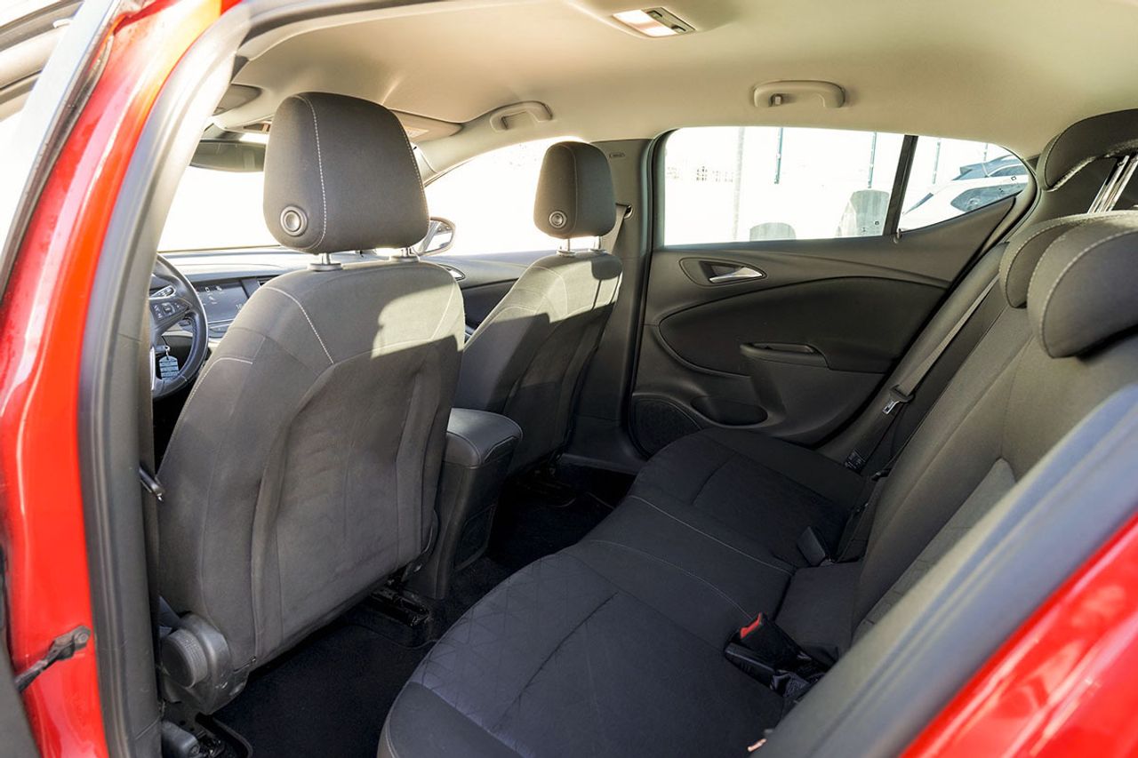 Opel Astra 1.6 CDTi SS 81kW 110CV 120 Aniversari - foto 12