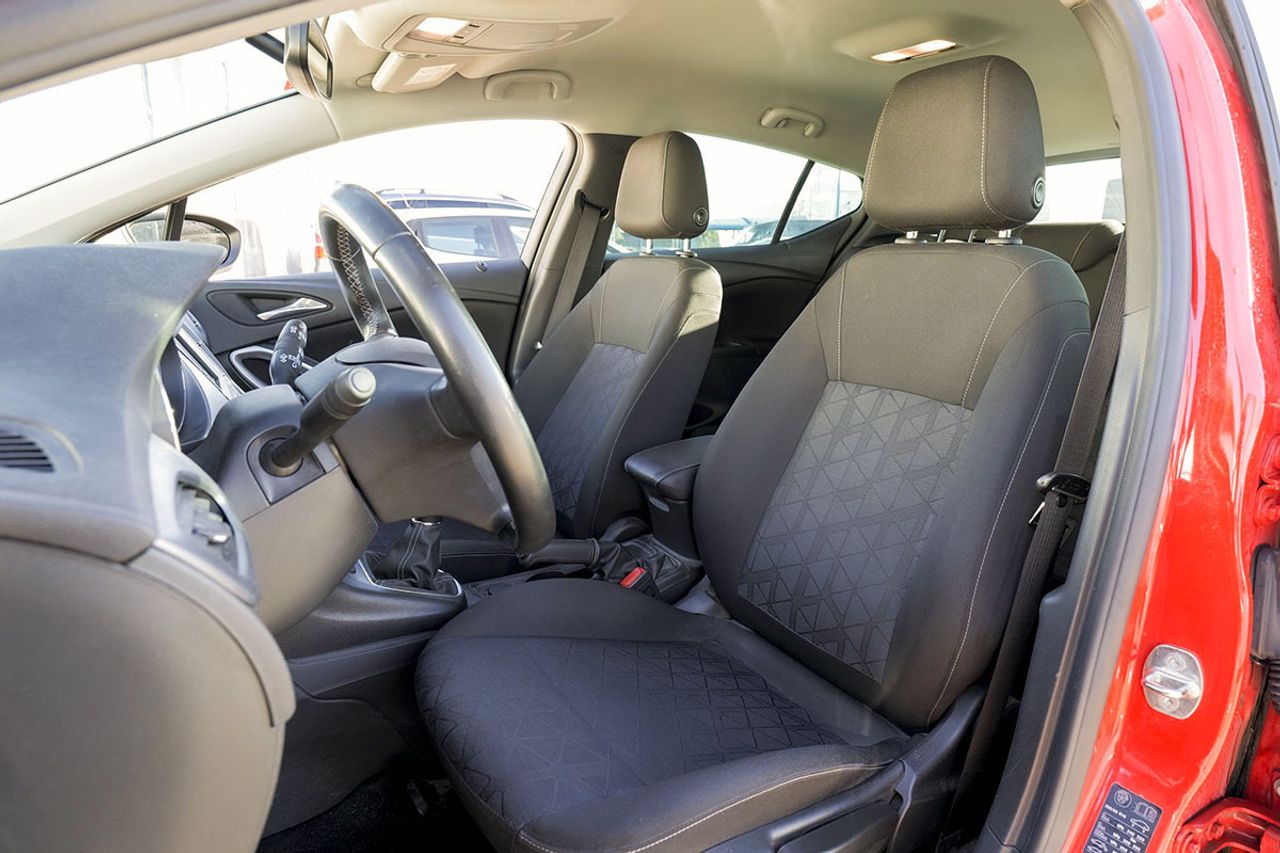 Opel Astra 1.6 CDTi SS 81kW 110CV 120 Aniversari - foto 7