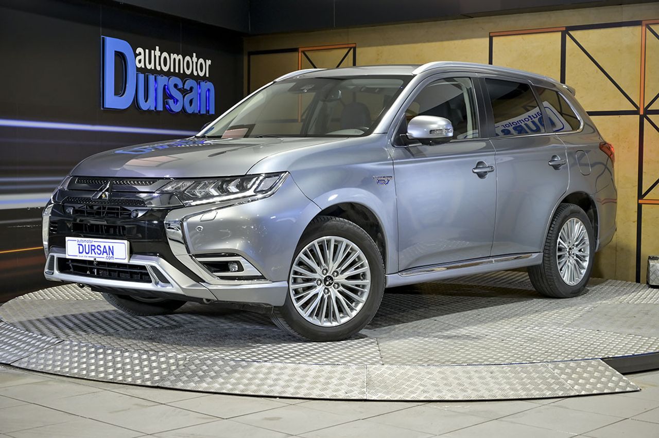 Mitsubishi Outlander 2.4 PHEV Kaiteki Auto 4WD