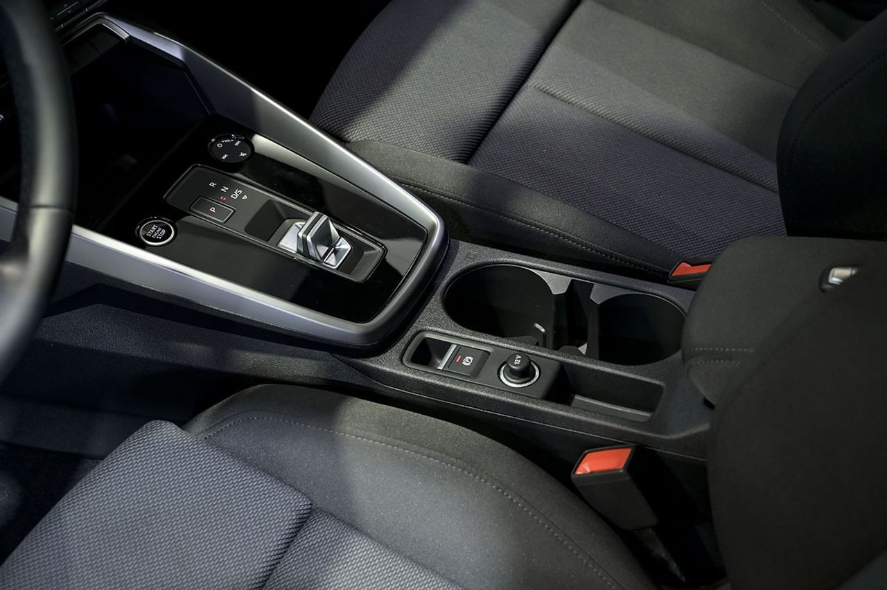 Audi A3 Sportback S line 40 TFSI e 150kW S tron - foto 32