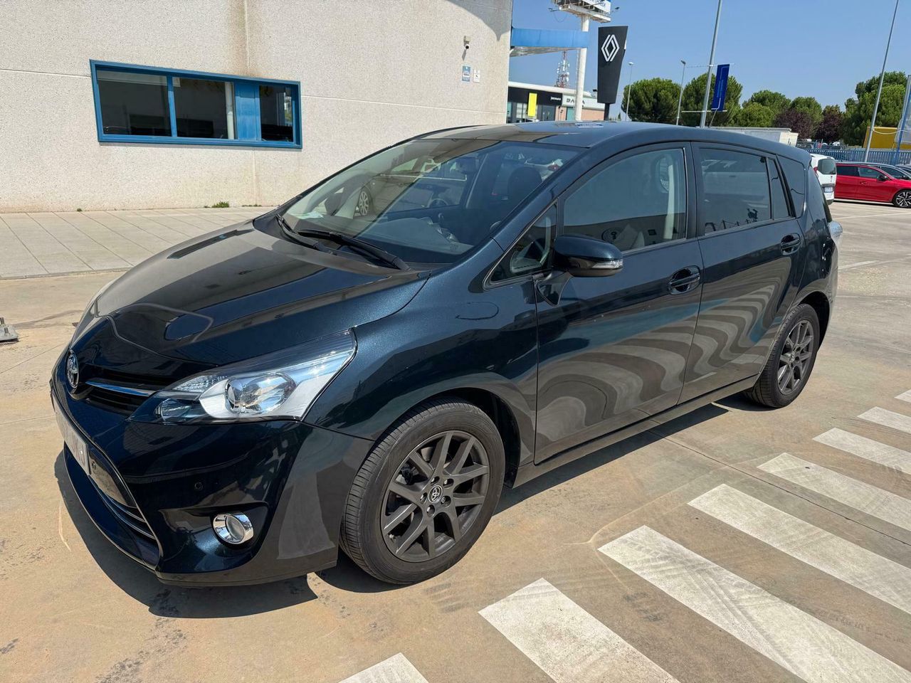 toyota verso 2015 /