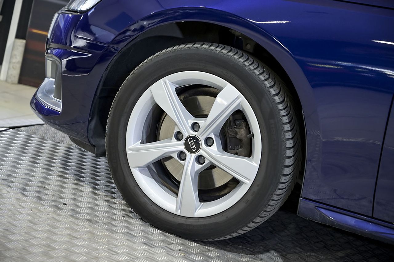 Audi A4 Advanced 30 TDI 100kW 136CV S tronic - foto 13