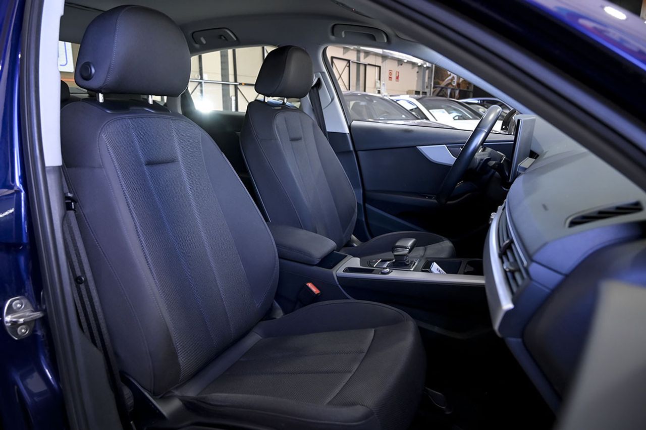 Audi A4 Advanced 30 TDI 100kW 136CV S tronic - foto 32