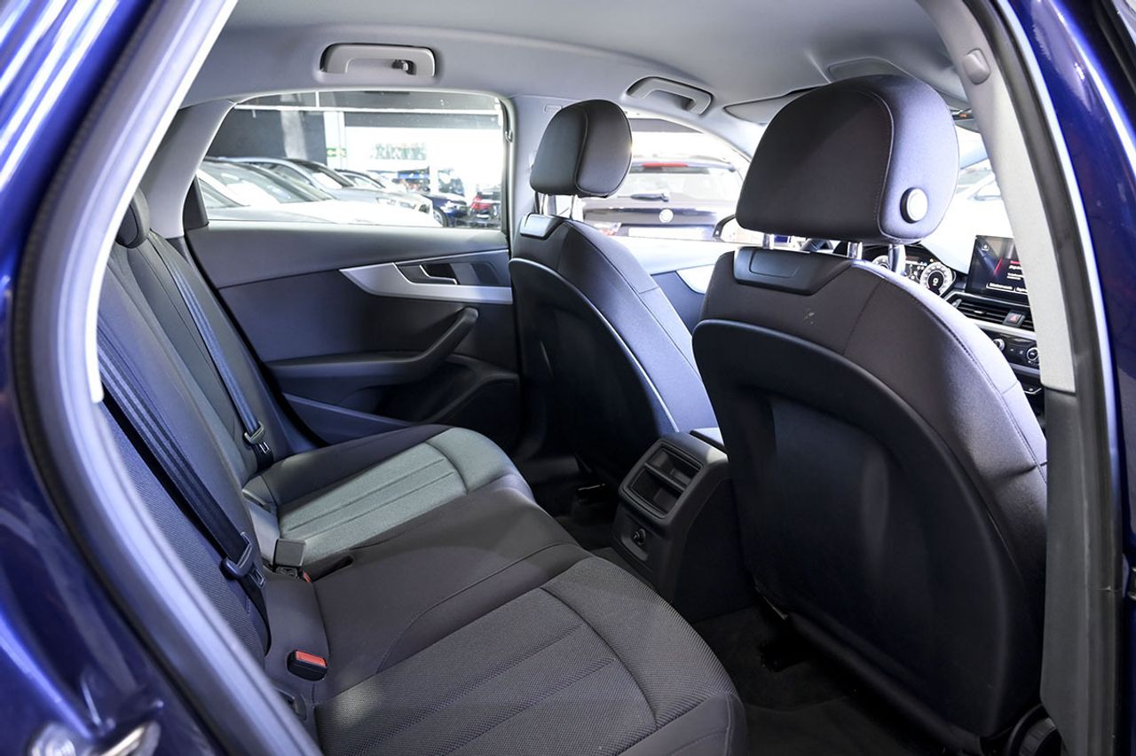 Audi A4 Advanced 30 TDI 100kW 136CV S tronic - foto 14