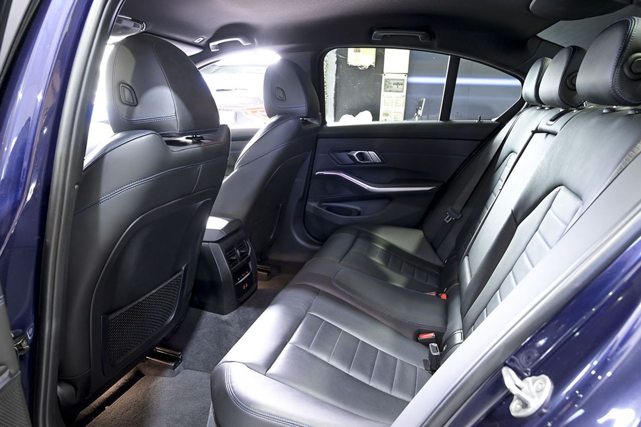 BMW Serie 3 320d Auto. - foto 15